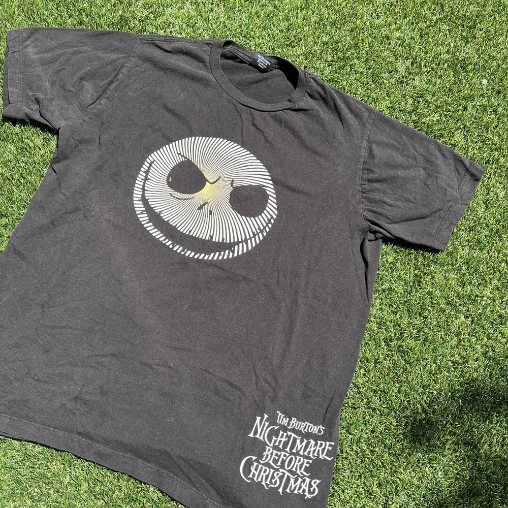 VTG 00’s Nightmare Before Christmas Faded Black Tee - Picture 3 of 5
